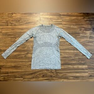 Lululemon Swiftly Tech Long-Sleeve Shirt Hip Length